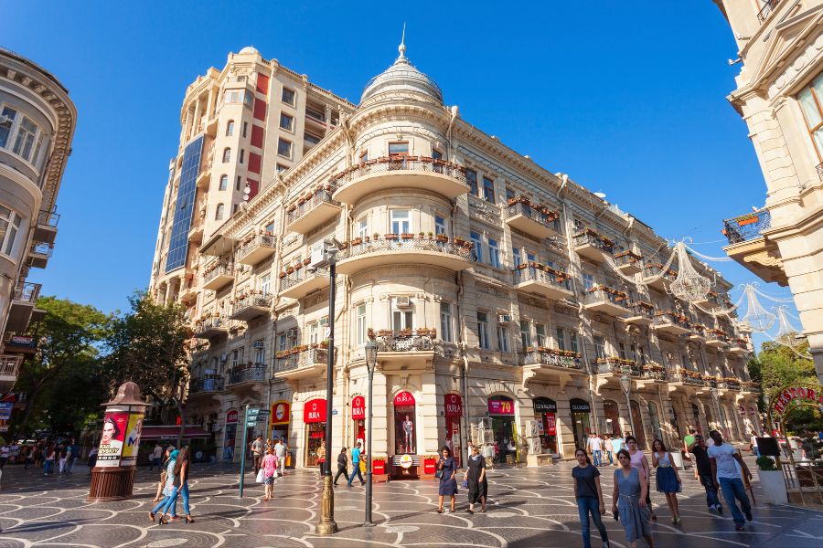 برنامج اذربيجان